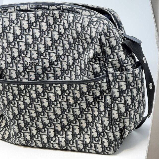 Diaper bag Dior » Onlineauctionmaster.com