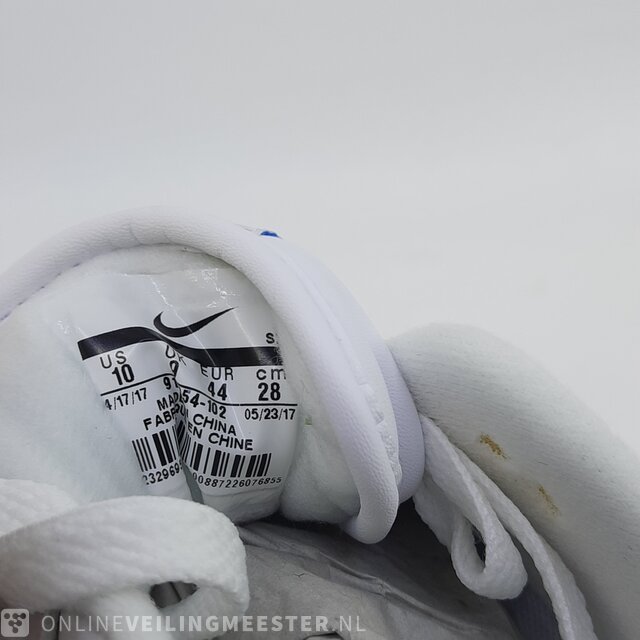 Nike size cheap 44 in cm