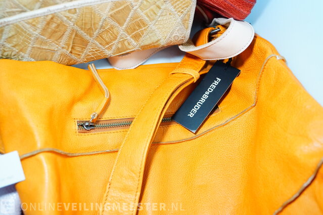 9x Verzameling luxe handtassen Guess by Marciano Louis Vuitton Zalando Onlineauctionmaster